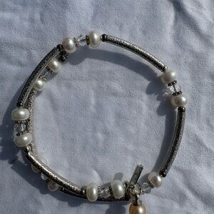 Vantel Pearl Wire wrap bracelet